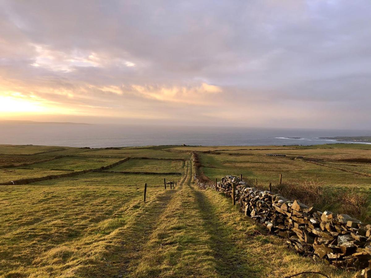 Ocean View Guestrooms Doolin Exterior foto