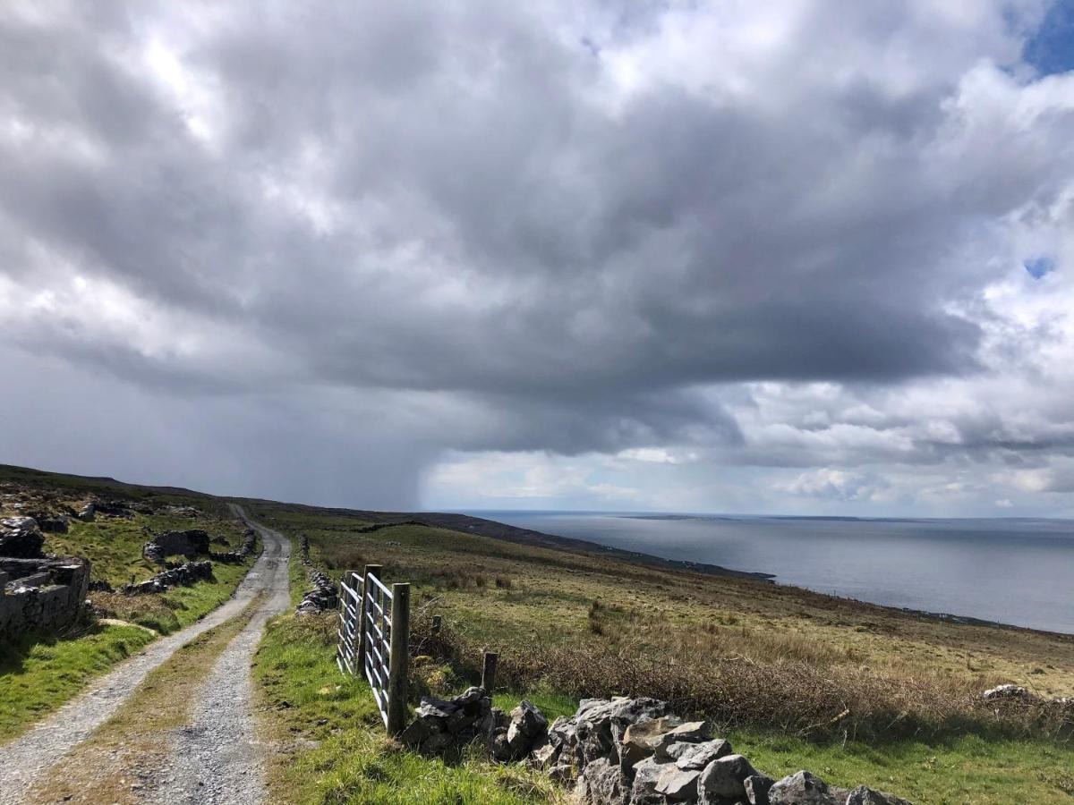 Ocean View Guestrooms Doolin Exterior foto