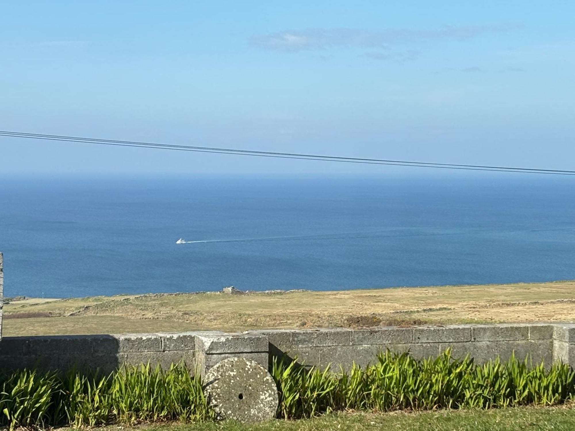 Ocean View Guestrooms Doolin Cameră foto